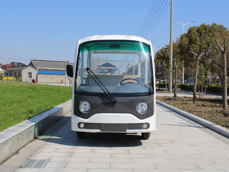 新款8座游览电动观光车-L108D